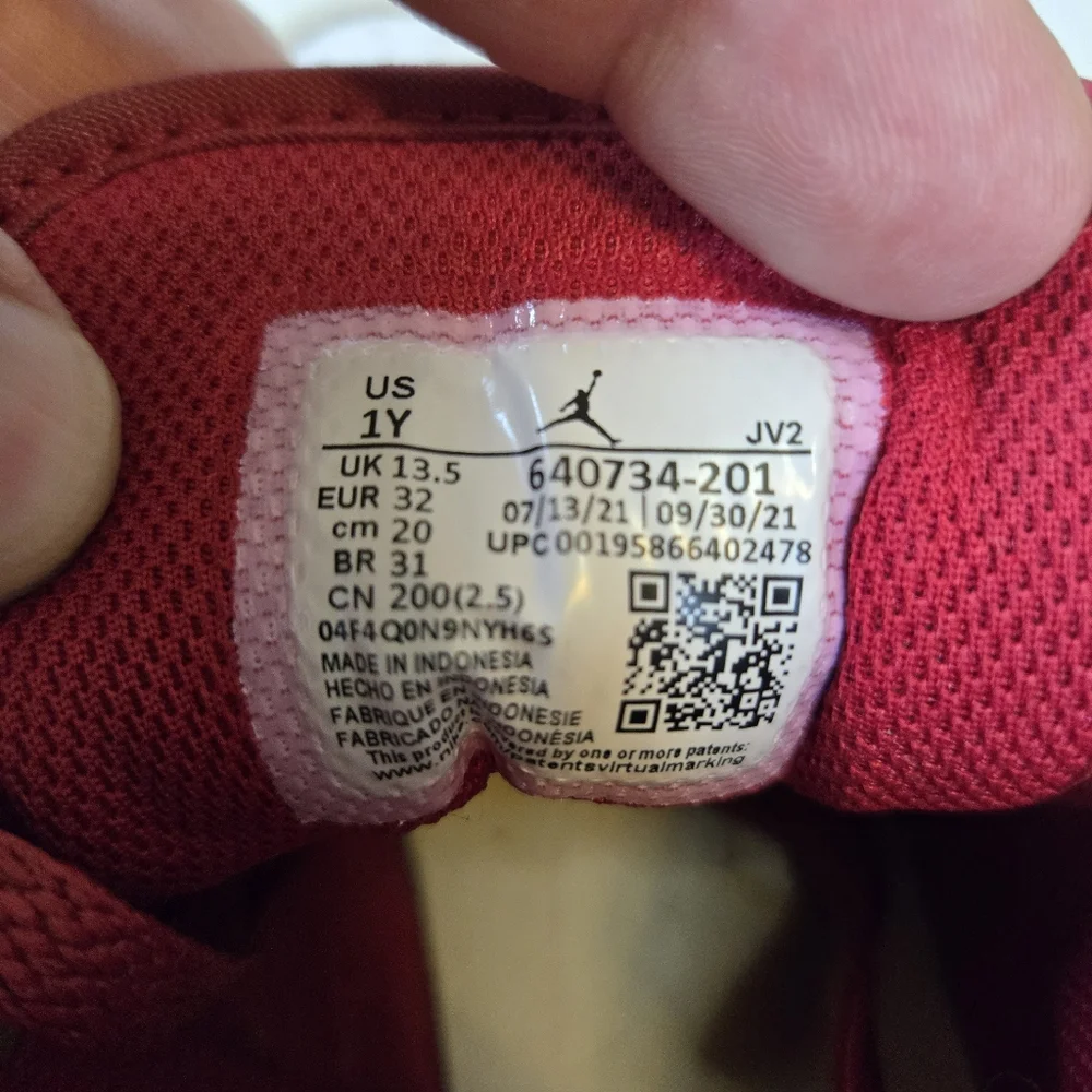 Nike Jordan 1 Mid Light Curry